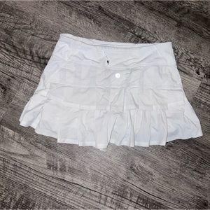 LULULEMON white skirt